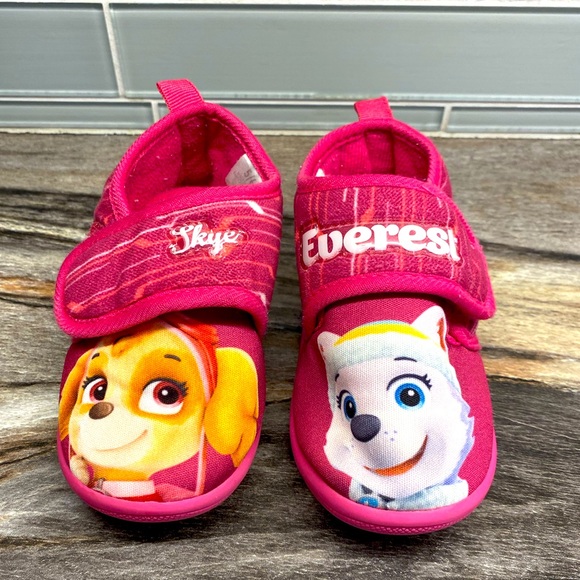 PAW PATROL SLIPPERS - Picture 1 of 4
